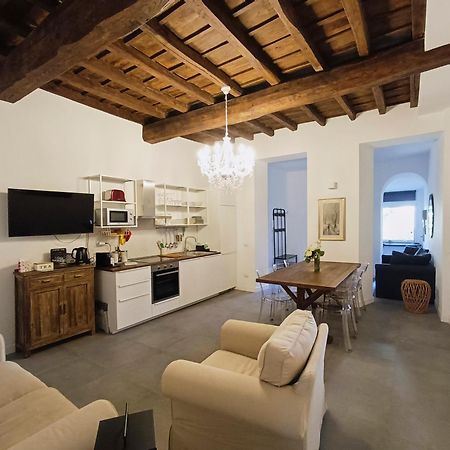 La Tua Casa A Viadelcorso Appartement Rome Buitenkant foto
